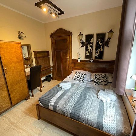 Dworek Oliwski Bed and Breakfast Γκντανσκ Εξωτερικό φωτογραφία